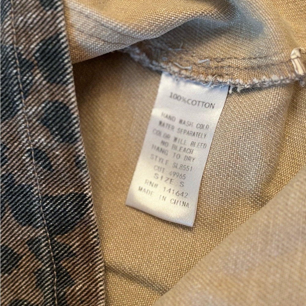 Pants Store Y2k Leopard Print Skirt. Mini. Women Sz: S Front Exposed Zipper. — image 6 of 8